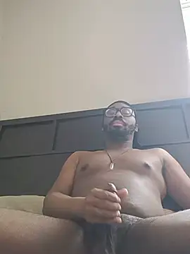 Snapshot of Hotcock100 chatting on 05-20-26, 02:23 Hotcock100 online show from 05-20-26, 02:23