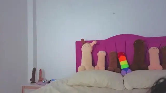 Snapshot of Katiaflex chatting on 10-12-25, 03:27 Katiaflex online show from 10-12-25, 03:27