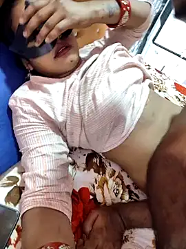 Snapshot of Shivani_Mumbai85 chatting on 02-04-25, 04:39 Shivani Mumbai85 online show from 02-04-25, 04:39