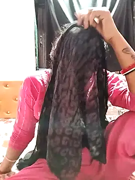 Snapshot of Shivani_Mumbai85 chatting on 03-06-25, 03:35 Shivani Mumbai85 online show from 03-06-25, 03:35