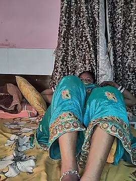 Snapshot of Shivani_Mumbai85 chatting on 10-20-25, 06:08 Shivani Mumbai85 online show from 10-20-25, 06:08