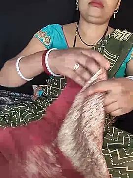 Snapshot of Shivani_Mumbai85 chatting on 03-05-26, 05:20 Shivani Mumbai85 online show from 03-05-26, 05:20