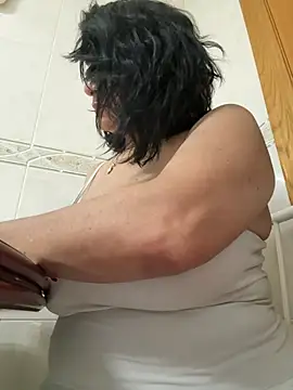 Snapshot of paulinaDiaz1 chatting on 02-13-25, 08:34 paulinaDiaz1 online show from 02-13-25, 08:34