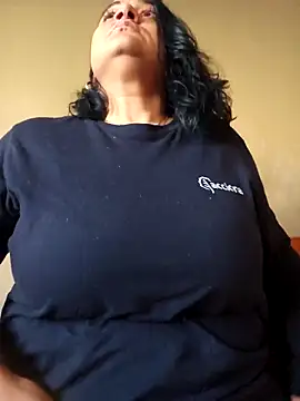 Snapshot of paulinaDiaz1 chatting on 11-02-25, 03:25 paulinaDiaz1 online show from 11-02-25, 03:25