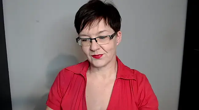 Snapshot of Sofie69Velvet chatting on 12-03-24, 05:23 Sofie69Velvet online show from 12-03-24, 05:23