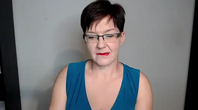 Snapshot of Sofie69Velvet chatting on 12-05-24, 05:39 Sofie69Velvet online show from 12-05-24, 05:39