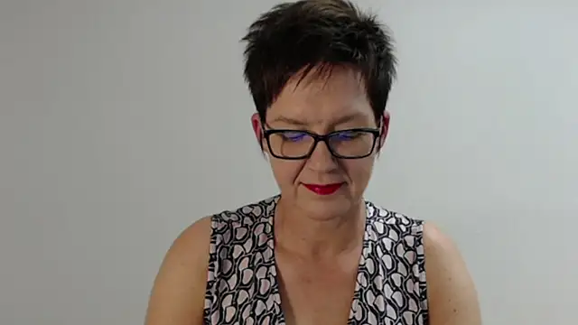 Snapshot of Sofie69Velvet chatting on 09-09-25, 04:17 Sofie69Velvet online show from 09-09-25, 04:17