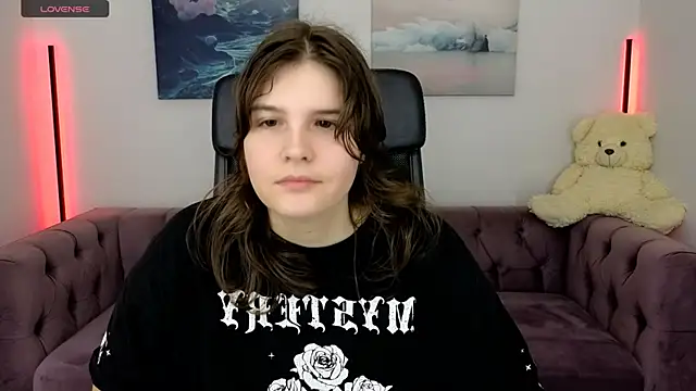 Ruyjin Choi online show from 11-06-25, 10:27