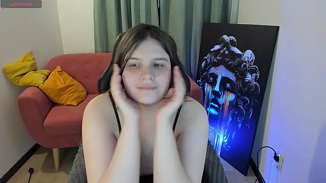 Ruyjin Choi online show from 04-25-26, 01:41