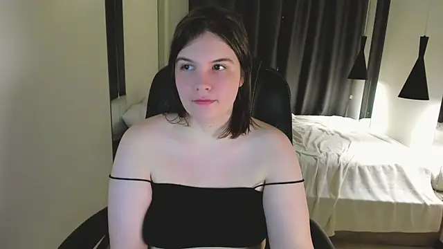 Ruyjin Choi online show from 04-27-26, 10:46