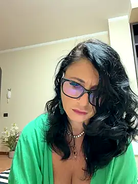 MichelleCara online show from 10-17-25, 06:27