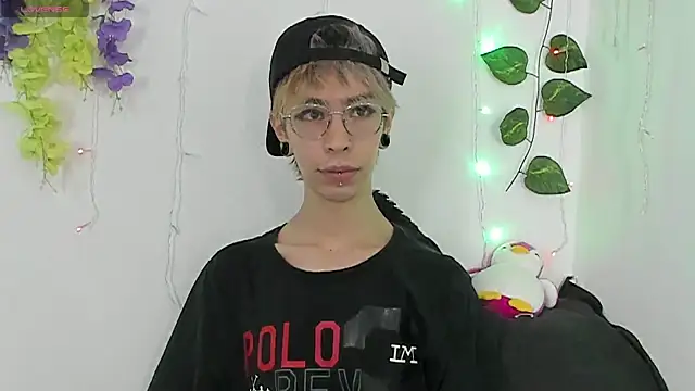  Jakke online show from 01-03-25, 09:47