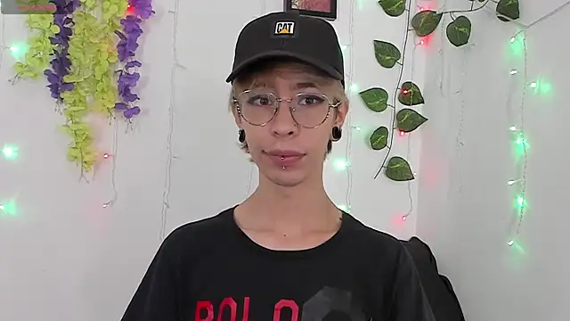  Jakke online show from 01-04-25, 02:14