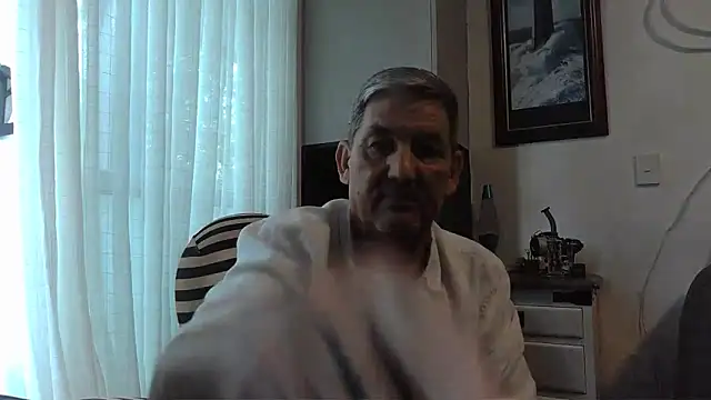 Snapshot of ChunkyMonkey007 chatting on 01-24-25, 08:00 ChunkyMonkey007 online show from 01-24-25, 08:00