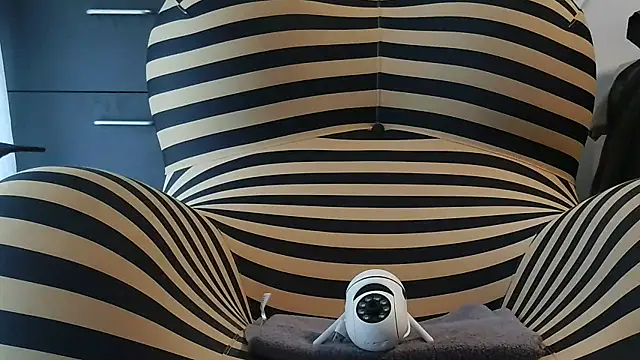 Snapshot of ChunkyMonkey007 chatting on 01-28-25, 01:08 ChunkyMonkey007 online show from 01-28-25, 01:08