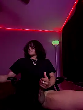 plutomf online show from 11-18-25, 01:00