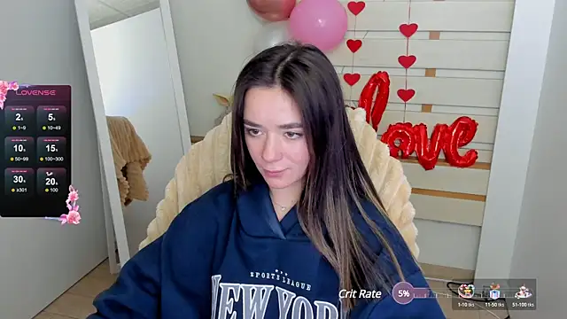 Snapshot of Bella_XO chatting on 02-21-25, 10:50 Bella XO online show from 02-21-25, 10:50