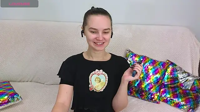 Snapshot of Ellie_Sunset chatting on 10-26-25, 09:48 Ellie Sunset online show from 10-26-25, 09:48