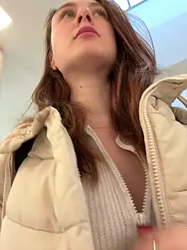 Dina Tease online show from 11-21-25, 12:15