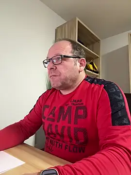 coupleLatinaLovers online show from 12-12-24, 05:42