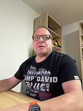 coupleLatinaLovers online show from 01-02-25, 06:07