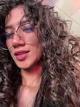 KaitlynLoveCam online show from 12-21-25, 10:28