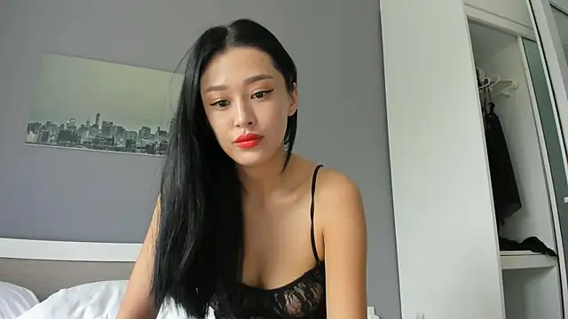 yumisunn online show from 11-12-25, 04:02