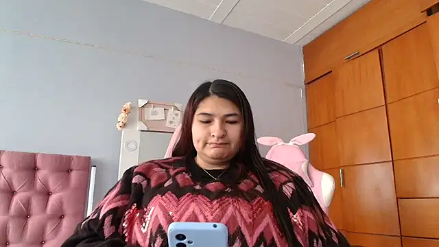 Snapshot of _69HONRY chatting on 12-29-24, 01:17 69HONRY online show from 12-29-24, 01:17