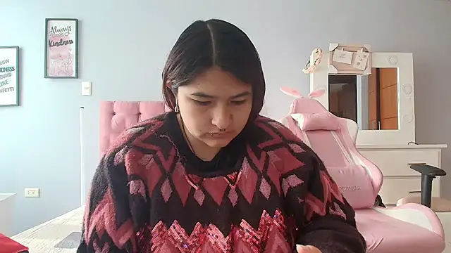 Snapshot of _69HONRY chatting on 01-27-25, 12:58 69HONRY online show from 01-27-25, 12:58