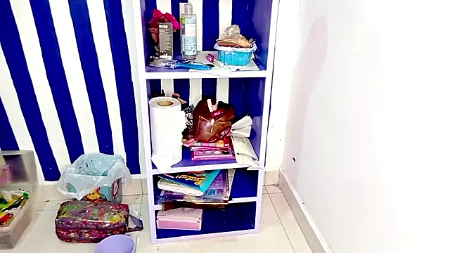 PetiteIvoryQueen19 online show from 04-15-26, 03:46