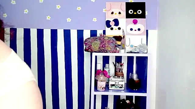 PetiteIvoryQueen19 online show from 04-25-26, 04:26