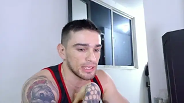 Sexy Alejandro  online show from 12-01-25, 03:00