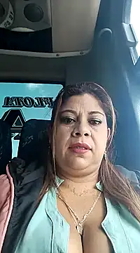 Laura-Hernandez online show from 02-01-25, 03:39