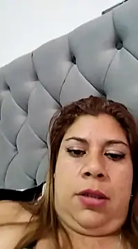 Laura-Hernandez online show from 02-27-25, 05:36