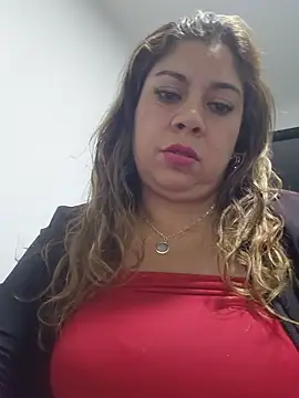 Laura-Hernandez online show from 07-20-26, 02:04