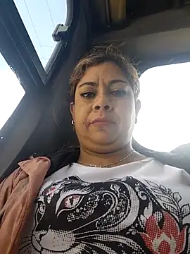 Laura-Hernandez online show from 07-22-26, 03:04