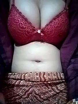 Snapshot of Shanvi_Tyagi chatting on 02-20-25, 01:57 Shanvi Tyagi online show from 02-20-25, 01:57