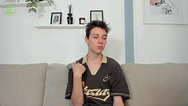 Viego Pattel online show from 09-17-25, 04:30