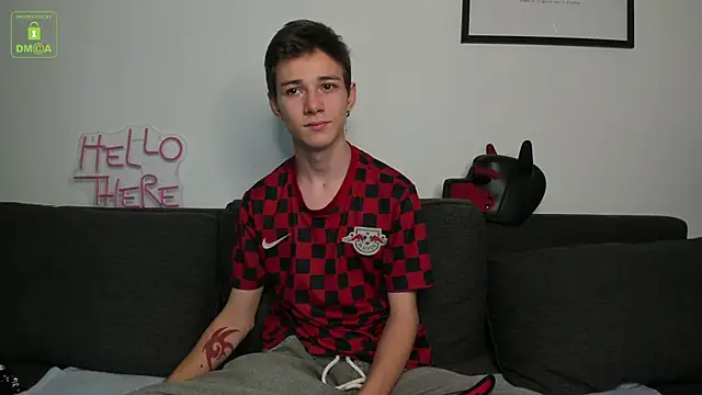 Viego Pattel online show from 09-22-25, 04:36