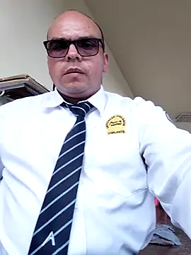 Camilo-31RI online show from 04-18-26, 08:09