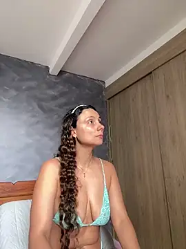 MafeeRoss online show from 03-31-26, 06:41