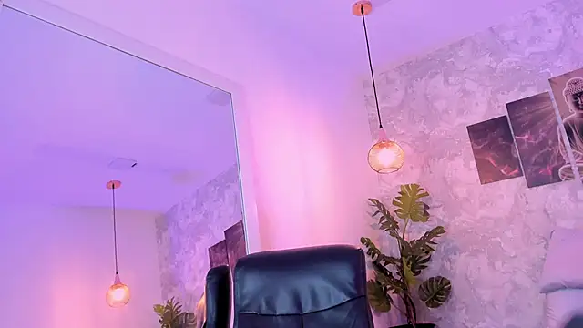 Regan   online show from 03-09-25, 04:16