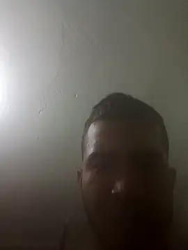 Snapshot of Fer345677 chatting on 06-15-26, 08:33 Fer345677 online show from 06-15-26, 08:33