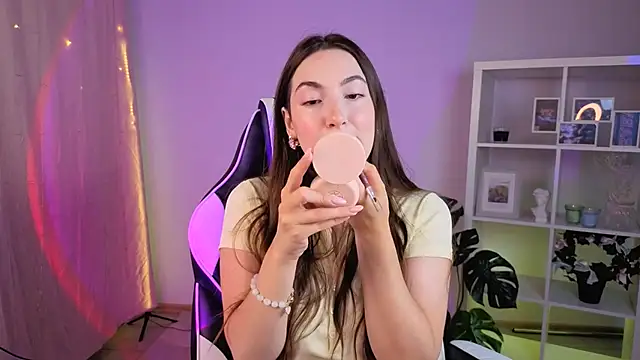 MelissaLovvv online show from 06-23-26, 04:43