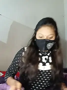 Snapshot of Nadia-2 chatting on 12-12-24, 07:15 Nadia-2 online show from 12-12-24, 07:15