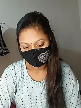 Snapshot of Nadia-2 chatting on 12-16-24, 09:41 Nadia-2 online show from 12-16-24, 09:41