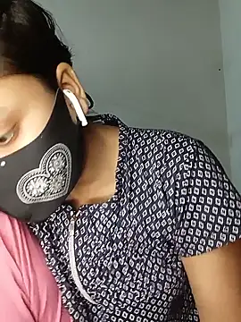 Snapshot of Nadia-2 chatting on 01-12-25, 02:09 Nadia-2 online show from 01-12-25, 02:09