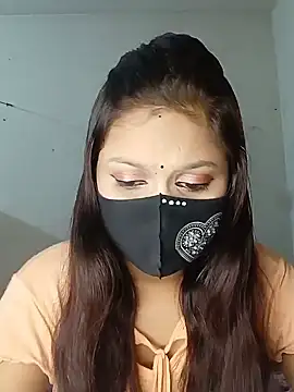 Snapshot of Nadia-2 chatting on 02-02-25, 04:32 Nadia-2 online show from 02-02-25, 04:32