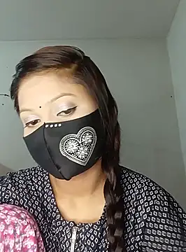 Snapshot of Nadia-2 chatting on 02-12-25, 10:37 Nadia-2 online show from 02-12-25, 10:37