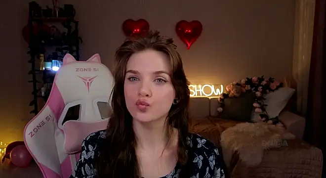 Snapshot of -Kottyaa- chatting on 02-24-25, 07:19 -Kottyaa- online show from 02-24-25, 07:19